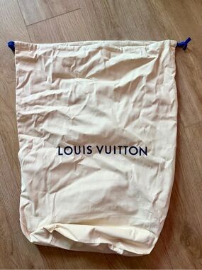 Authentic Large Louis Vuitton Cream Dust Bag with Navy Logo and Drawstring